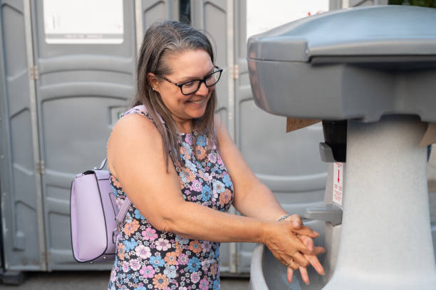 Porta potty rental for festivals in Pomona, KS
